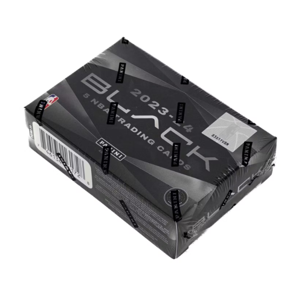 resizingforshopify-2024-11-13T131308.971_edf6e486-9e37-49fe-ac73-28a2dfaec315-1 2023/24 Panini Black Basketball Hobby Box